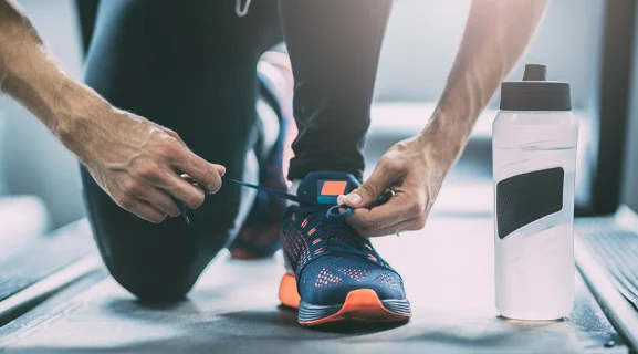 Miesten juoksukenkiin