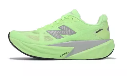 New Balance FuelCell Rebel v5 juoksukengät neonvihreä - Miesten juoksukengät - 1986868237 - 1
